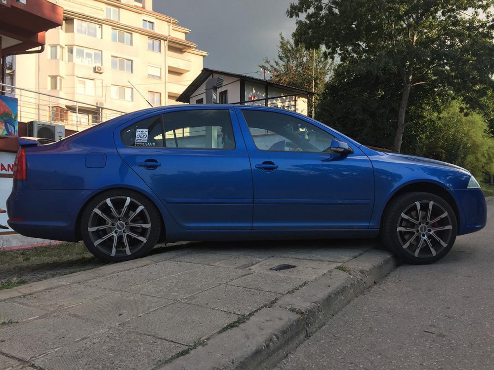 octavia_vrs_et35_03.thumb.jpg.21b60f7d1d0d5b5e610edc93936d0984.jpg