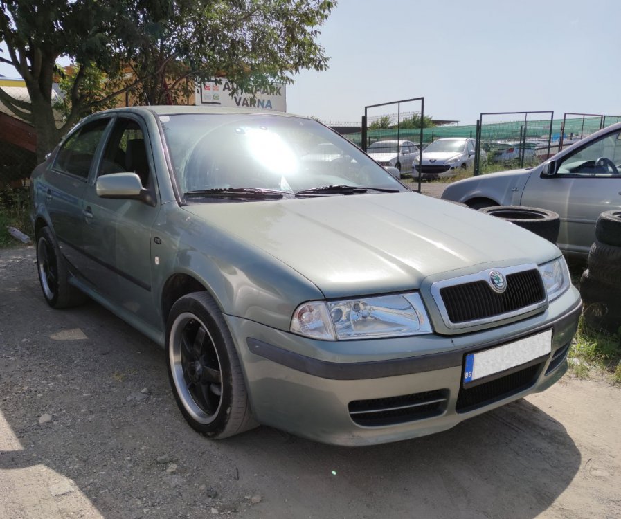 Skoda02.jpg