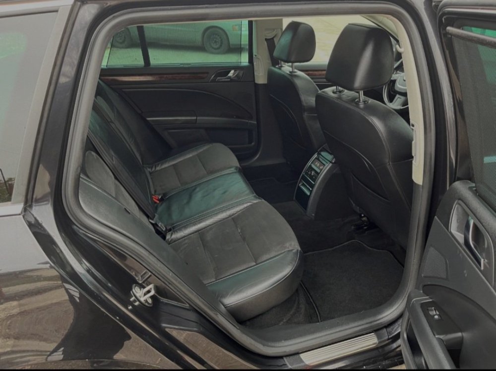 Screenshot_20221211_075733_Samsung Internet.jpg